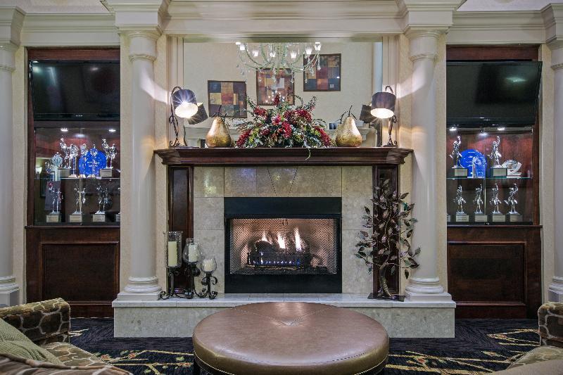 Holiday Inn Express Hotel & Suites Youngstown North-Warren/Niles By Ihg Екстериор снимка